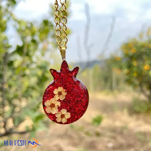 گردنبند انار شب یلدا رزینی