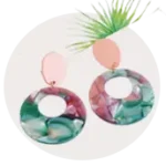 دسته‌بندی گوشواره رزینی